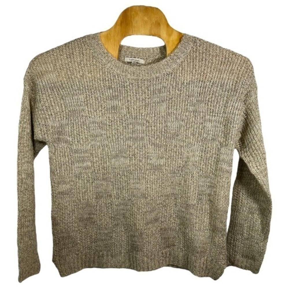 Cozy Casual Knit Sweater    Sz M/L‎